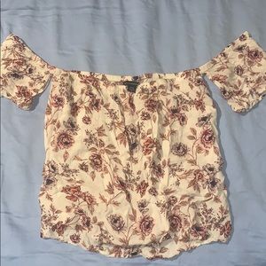 floral American Eagle blouse
